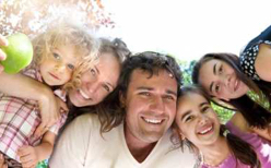 Семейная иммиграция, спонсорство. Компания Canadian Immigration Services: иммиграция в Канаду, эмиграция в Канаду, иммиграционные услуги, ведение иммиграционных дел, оформление учебных, гостевых и рабочих виз, статус беженства и все виды спонсорства, адаптация в Канаде, аренда жилья и помощь в поисках работы, оформление документов в Канаде и финансовые консультации, помощь адвоката, анкеты, медицинская комиссия, подготовка к интервью, перечень необходимых документов.