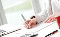 Предоставляемые нами иммиграционные услуги. Компания Canadian Immigration Services: иммиграция в Канаду, эмиграция в Канаду, иммиграционные услуги, ведение иммиграционных дел, оформление учебных, гостевых и рабочих виз, статус беженства и все виды спонсорства, адаптация в Канаде, аренда жилья и помощь в поисках работы, оформление документов в Канаде и финансовые консультации, помощь адвоката, анкеты, медицинская комиссия, подготовка к интервью, перечень необходимых документов.